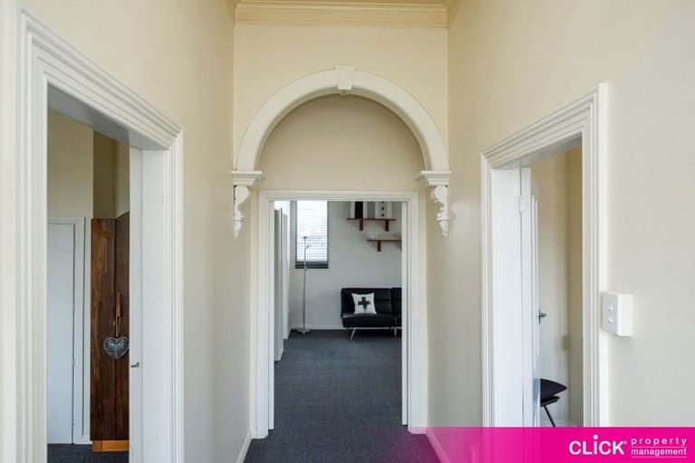 Photo of property in 111 Macandrew Road, South Dunedin, Dunedin, 9012