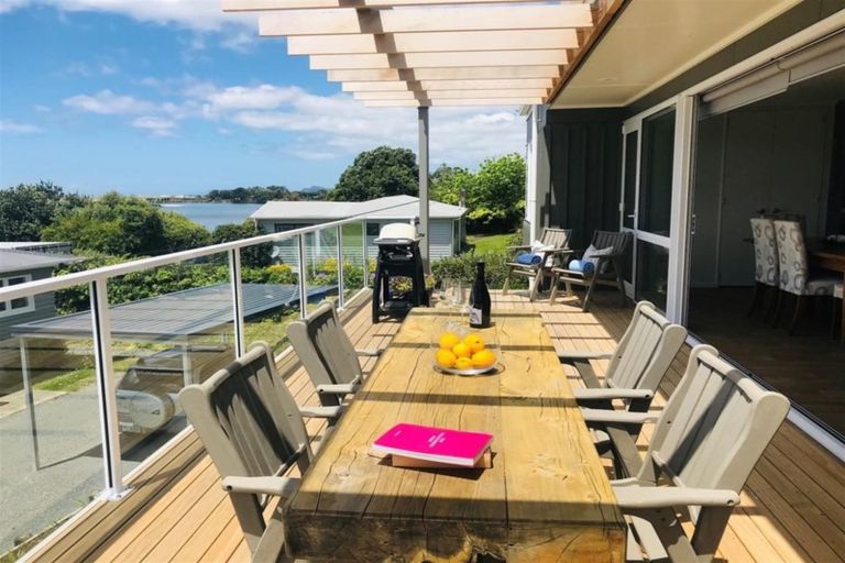 Photo of property in 249 Cove Road, Waipu, 0582