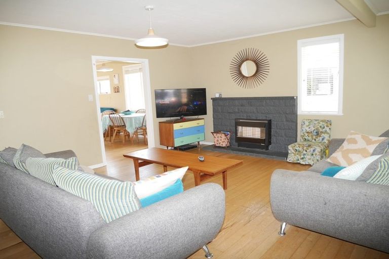 Photo of property in 80 Valley Road, Paraparaumu, 5032