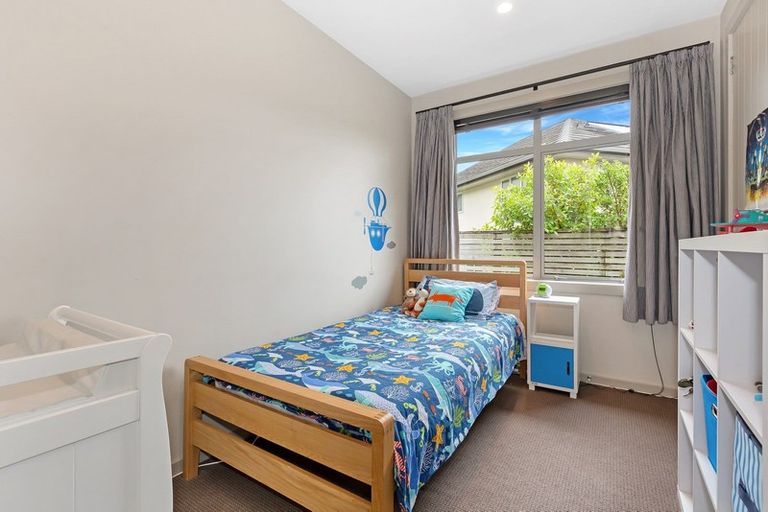 Photo of property in 7 Resolution Drive, Whitby, Porirua, 5024