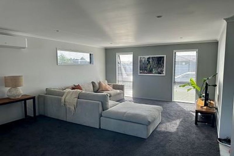 Photo of property in 4 Letitia Street, Burwood, Christchurch, 8083