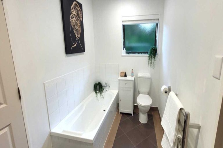 Photo of property in 82 Mchardy Street, Havelock North, 4130