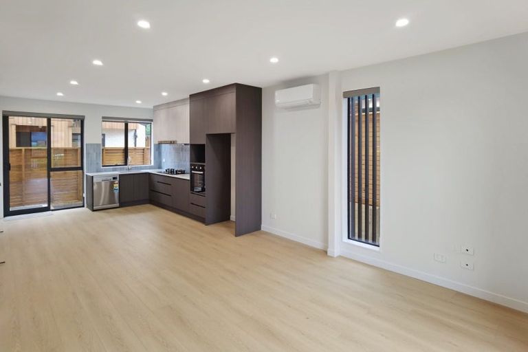 Photo of property in 41 Davington Way, Burswood, Auckland, 2013