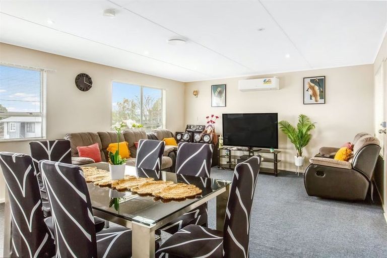 Photo of property in 88 Arahura Crescent, Waitangirua, Porirua, 5024