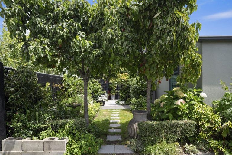 Photo of property in 39 Rainbow Drive, Rainbow Point, Taupo, 3330