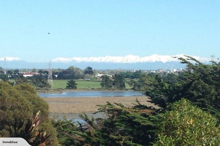 Photo of property in 300 Bridle Path Road, Ferrymead, Christchurch, 8022