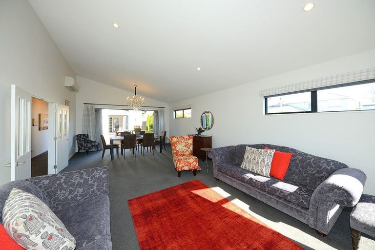 Photo of property in 26 Hamilton Avenue, Ilam, Christchurch, 8041