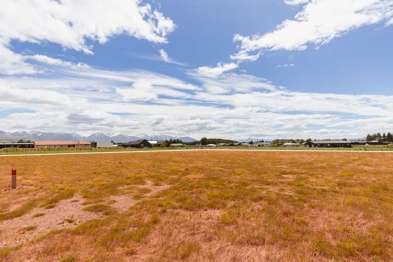 Photo of property in 8 Avlis Place, Twizel, 7901