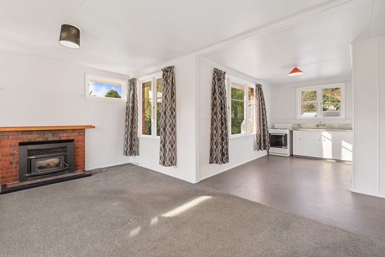 Photo of property in 113a Waikawa Road, Picton, 7220