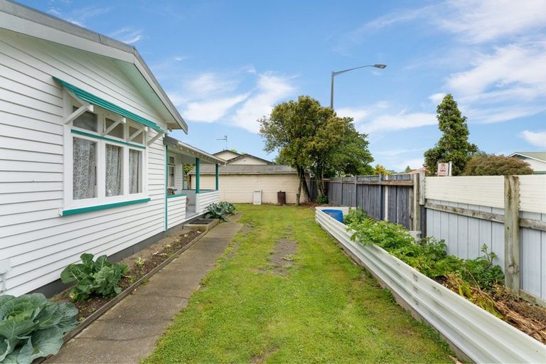 Photo of property in 83 Wood Street, Takaro, Palmerston North, 4410