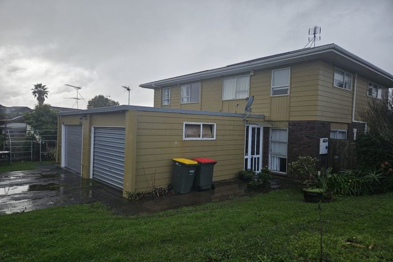 Photo of property in 1/24 Glynnbrooke Street, Te Atatu South, Auckland, 0610