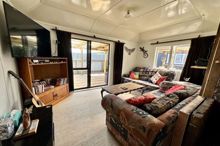 Photo of property in 12 Briscoe Street, Awakino, Mokau, 4376