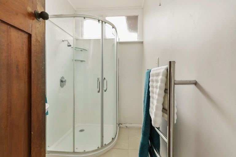 Photo of property in 35 Raroa Road, Kelburn, Wellington, 6012