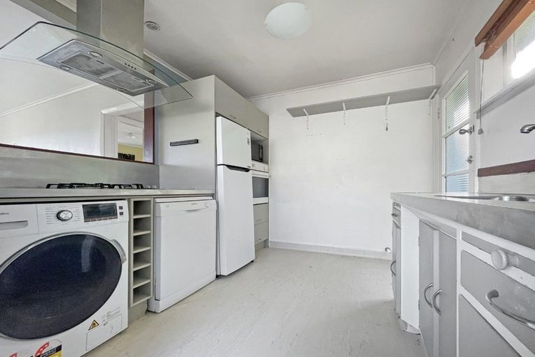 Photo of property in 37a Pembroke Road, Northland, Wellington, 6012