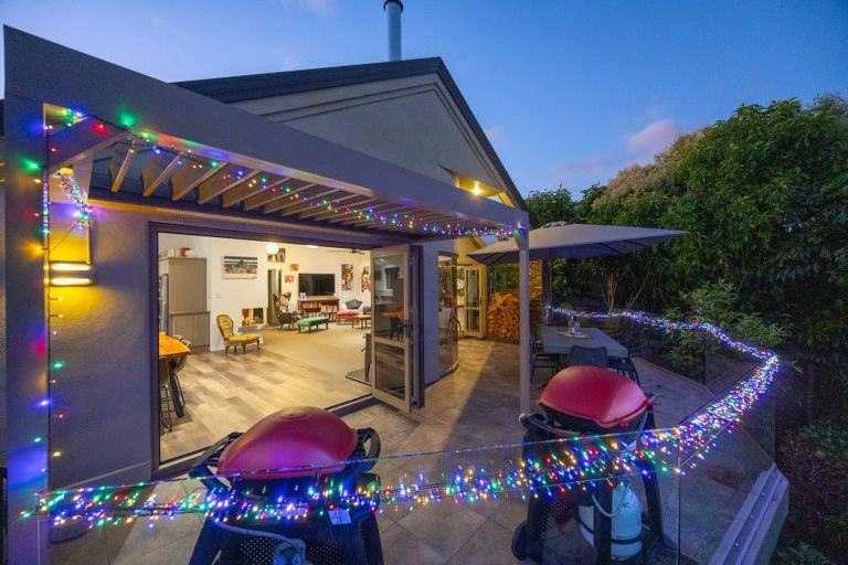 Photo of property in 3 Windsor Street, Terrace End, Palmerston North, 4410