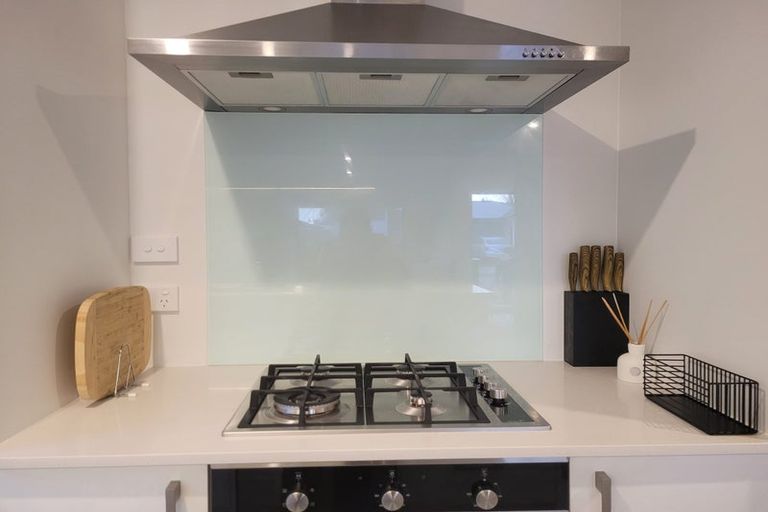 Photo of property in 16 Kutukutu Street, Takanini, 2112