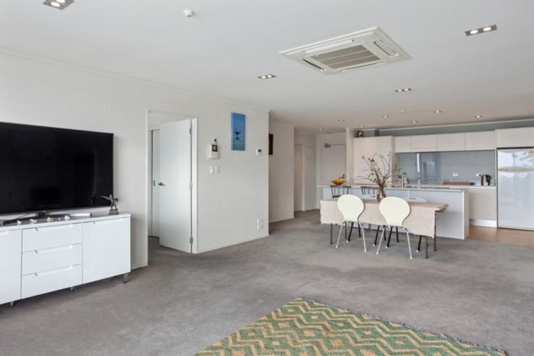 Photo of property in Quayside Apartments, 309/11 George Street, Whakatane, 3120