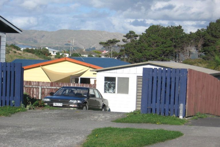 Photo of property in 119 Pikarere Street, Titahi Bay, Porirua, 5022