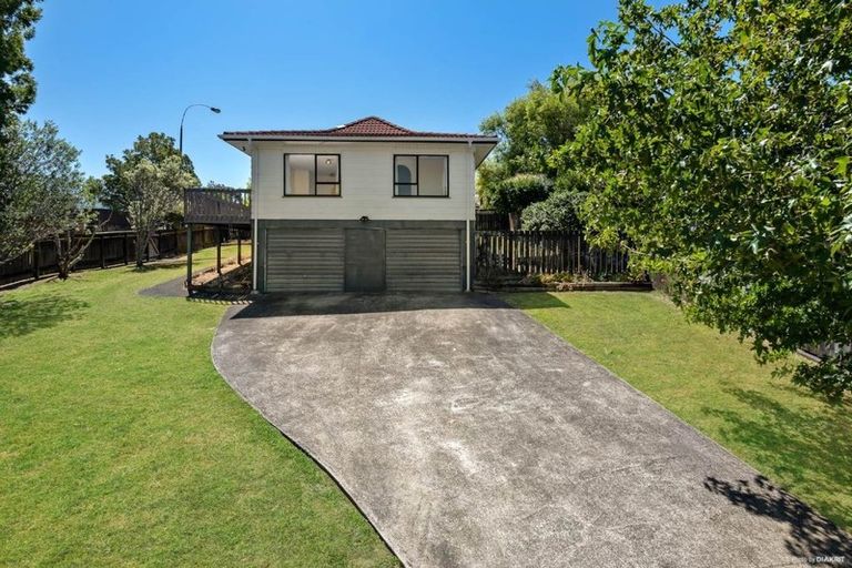 Photo of property in 139 Moire Road, West Harbour, Auckland, 0618