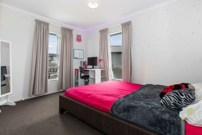 Photo of property in 30 Ipukarea Street, Weymouth, Auckland, 2103