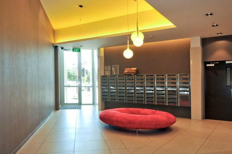 Photo of property in Piermont Apartments, 4h/82 Cable Street, Te Aro, Wellington, 6011