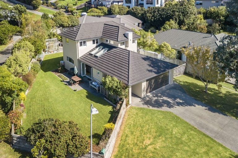 Photo of property in 4 Botany Lane, Whitby, Porirua, 5024