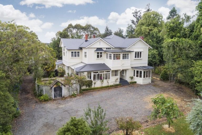 Photo of property in 31 Wanganui Road, Marton, 4710