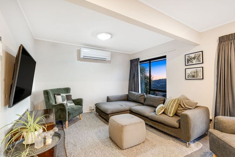 Photo of property in 8 Outram Grove, Kelson, Lower Hutt, 5010