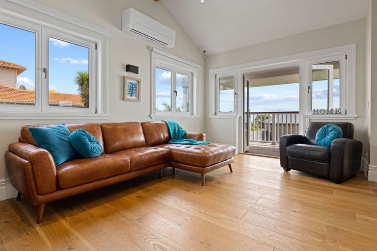 Photo of property in 156 Hackthorne Road, Cashmere, Christchurch, 8022