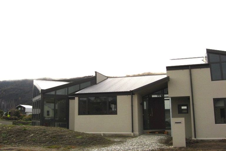 Photo of property in 1 Helms Court, Arrowtown, 9302