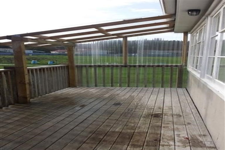 Photo of property in 10 Igloo Place, Red Hill, Papakura, 2110