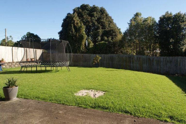 Photo of property in 18a Boyd Avenue, Mangere Bridge, Auckland, 2022