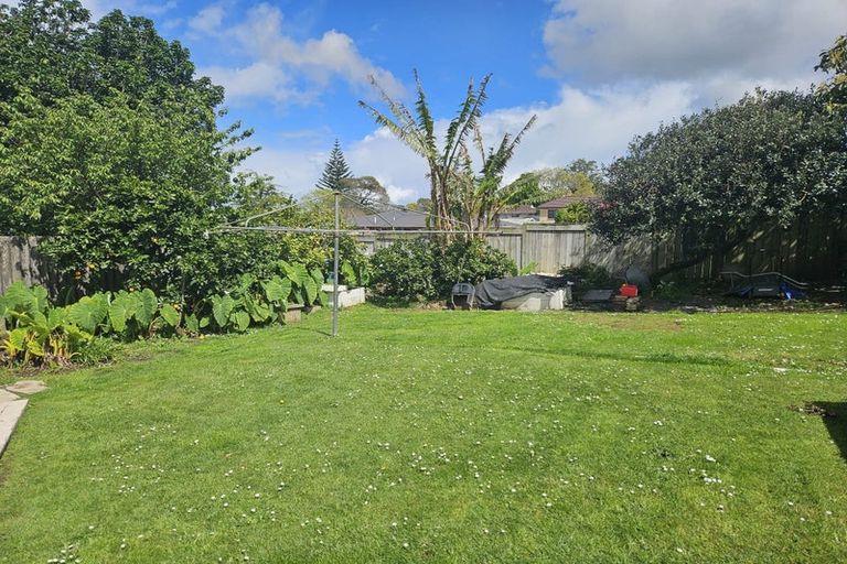 Photo of property in 43 Margaret Road, Papatoetoe, Auckland, 2025