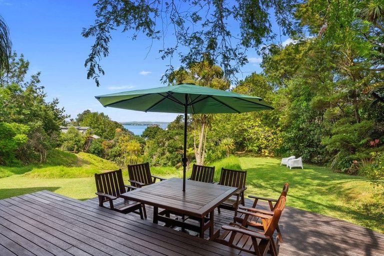 Photo of property in 60 Palmerston Road, Birkenhead, Auckland, 0626