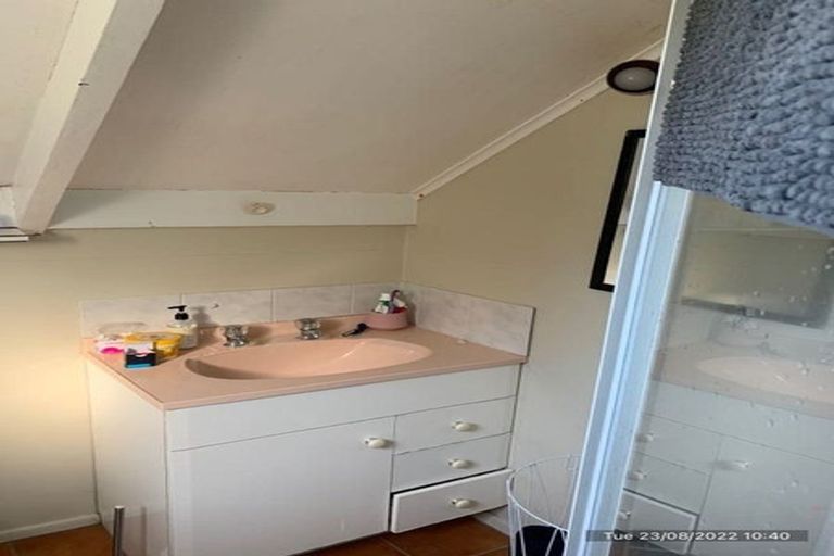 Photo of property in 111a Seaview Road, Westown, New Plymouth, 4310