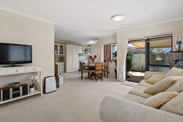 Photo of property in 725c Cameron Road, Tauranga South, Tauranga, 3112