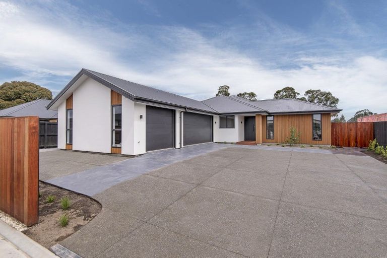 Photo of property in 32 Dynes Road, Rolleston, 7615