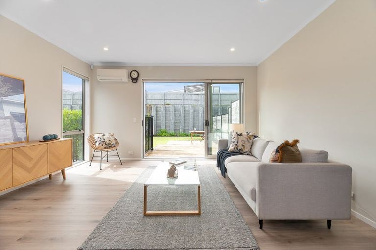 Photo of property in 41 Roundel Crescent, Whenuapai, Auckland, 0618