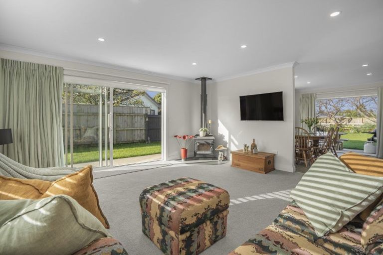 Photo of property in 61a Lincoln Road, Carterton, 5713