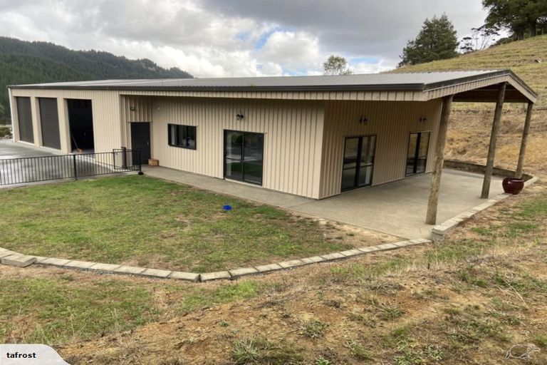 Photo of property in 1056 Woodcocks Road, Kaipara Flats, Warkworth, 0981