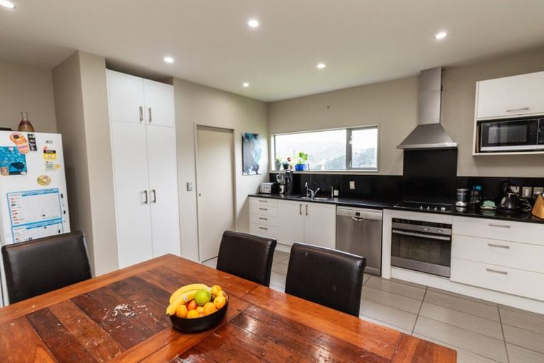 Photo of property in 1/18 Montgomery Avenue, Karori, Wellington, 6012