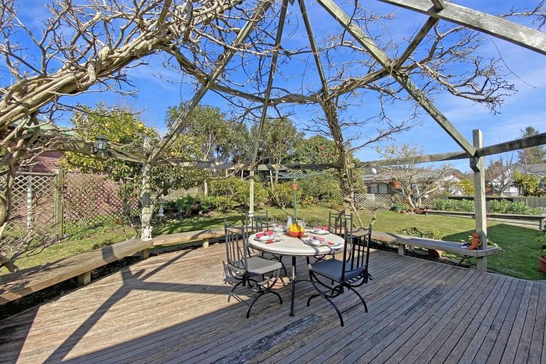 Photo of property in 3 Gareth Place, Lynmore, Rotorua, 3010