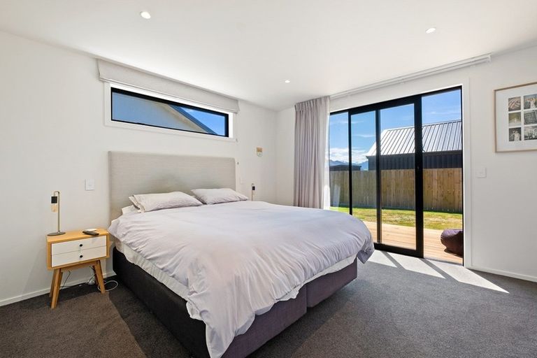 Photo of property in 4 Courthill Lane, Wanaka, 9305