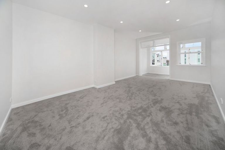 Photo of property in 1/14 Charisma Place, Randwick Park, Auckland, 2105