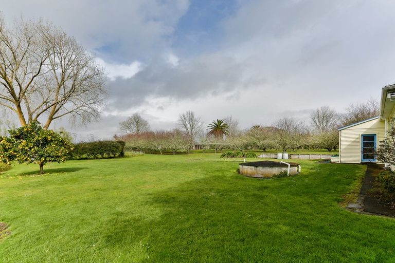 Photo of property in 76 Riverland Road, Kumeu, 0892