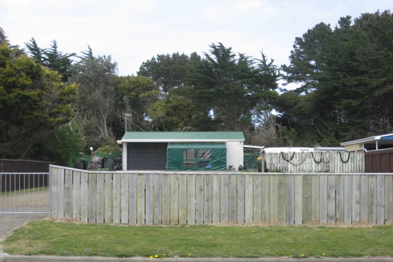 Photo of property in 43 Hydrabad Drive, Waitarere Beach, Levin, 5510