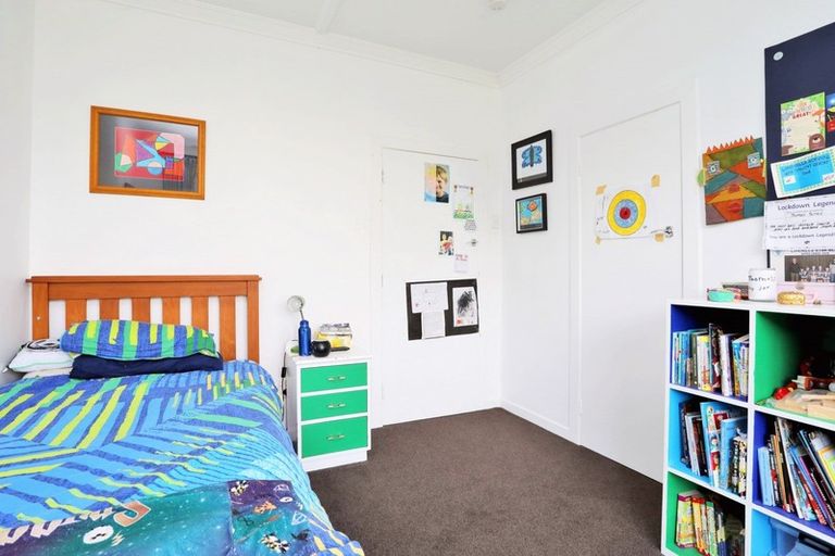 Photo of property in 43 Moore Road, Winton, 9781