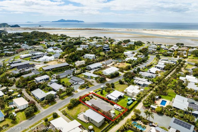 Photo of property in 46 Seabreeze Road, Mangawhai Heads, Mangawhai, 0505