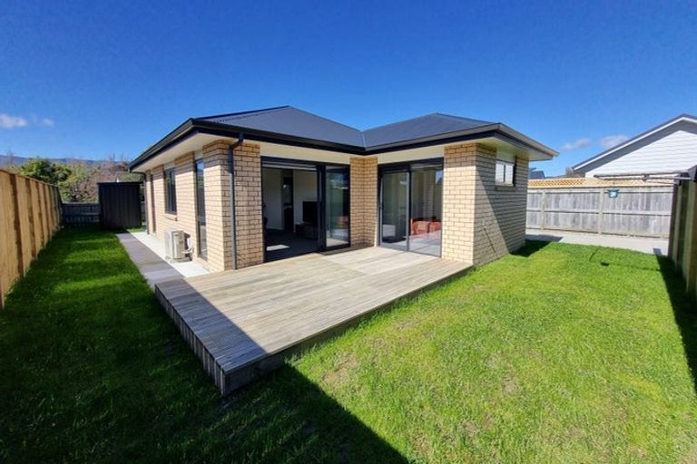 Photo of property in 8 Enereta Road, Otaki, 5512