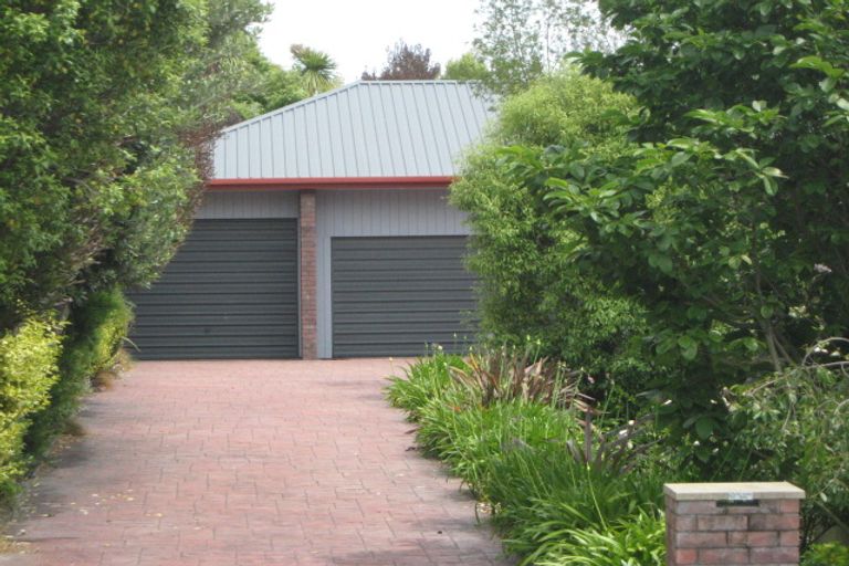 Photo of property in 14 Uldale Place, Westmorland, Christchurch, 8025